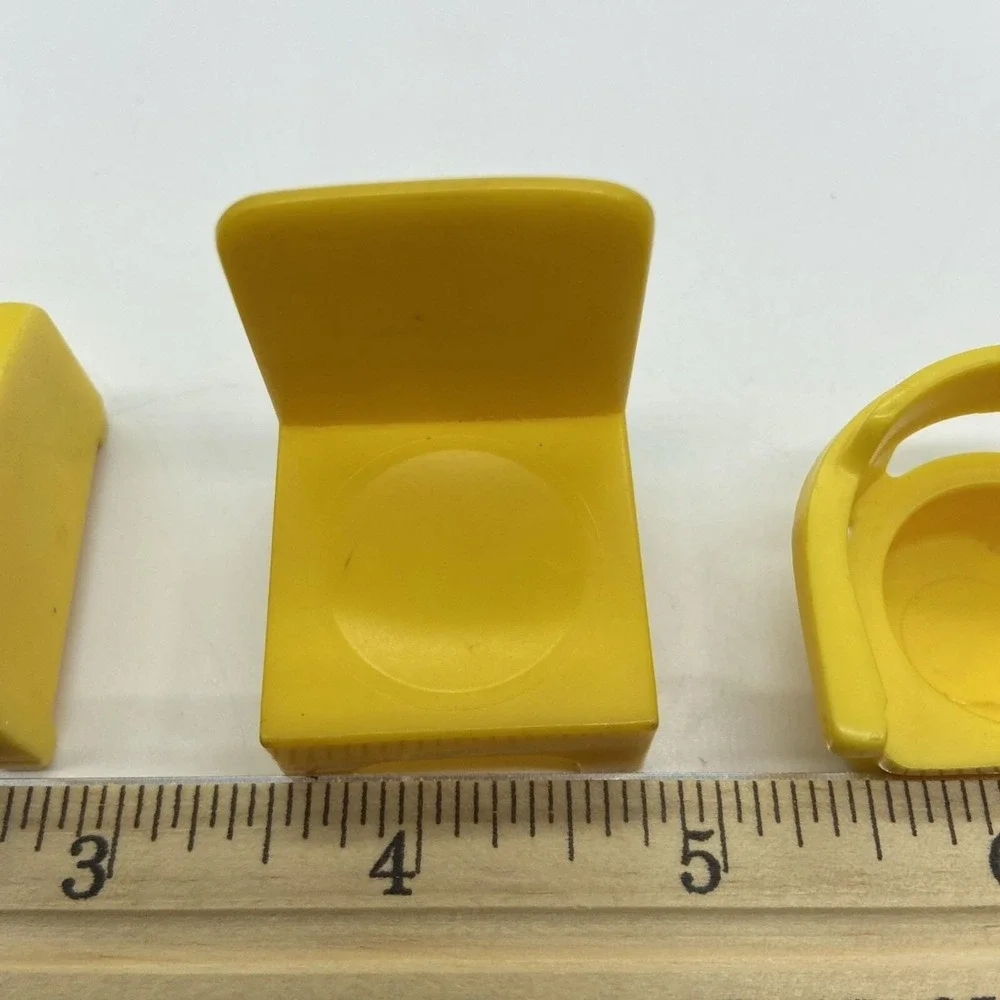 Vintage Fisher Price Little People Yellow Furniture Set Bed Chairs‎ 4pc Lot